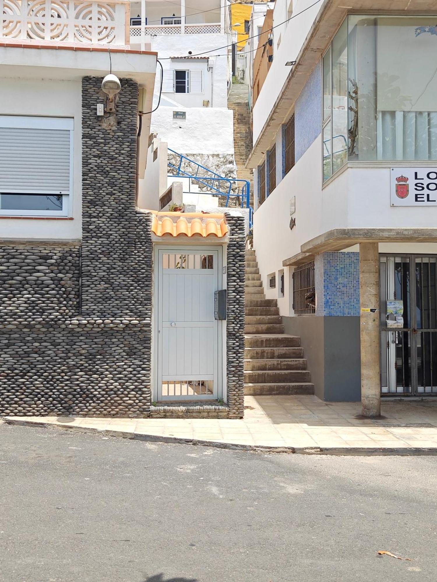 Cozy Apartment In Front Of The Natural Pools El Pris 外观 照片