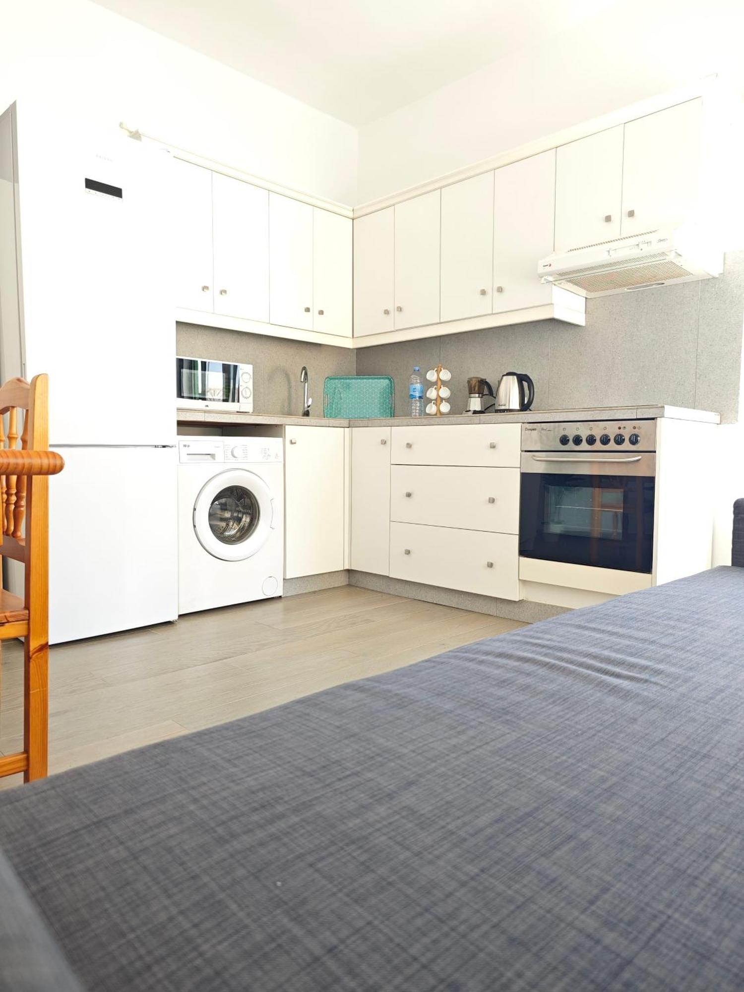 Cozy Apartment In Front Of The Natural Pools El Pris 外观 照片